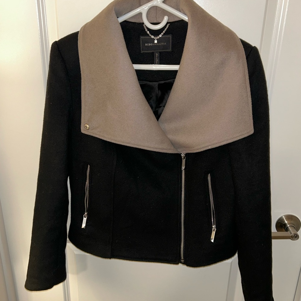 BCBG MaxAzria Women's Coat Black Peplum Crop Biker Jacket Sz M